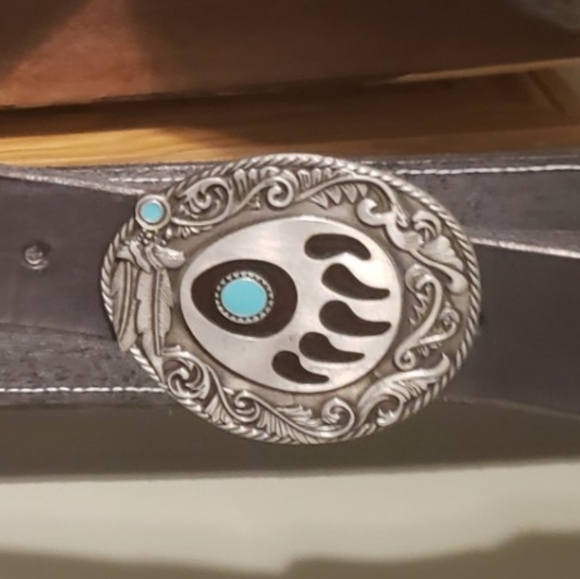 New bear claw belt buckle approximately 3.75" - Picture 4 of 7